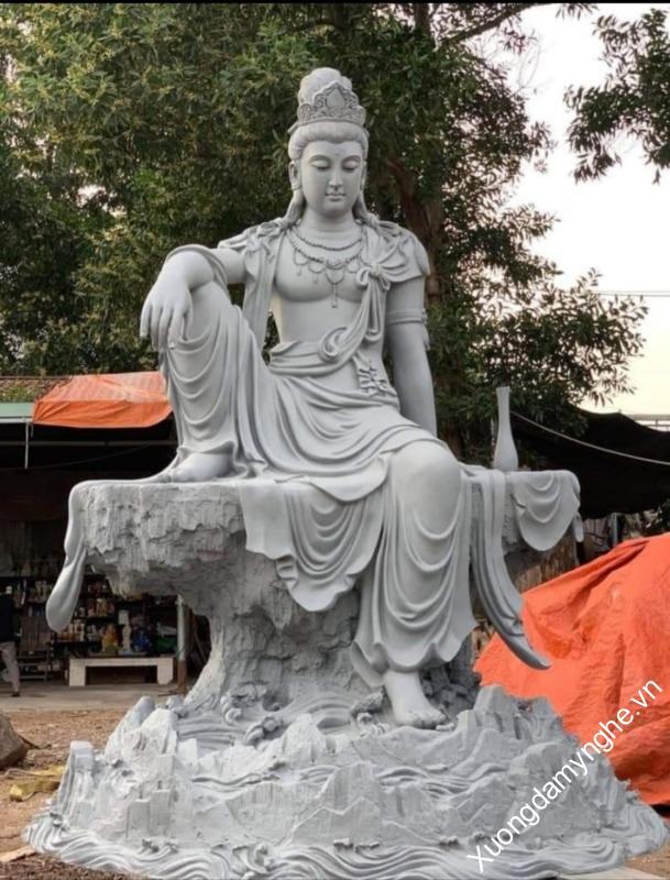 Tôn Tượng Phật Quan Âm Tự Tại 1,8m(QATT01) - DŨNG GOLLBEN ĐÀ NẴNG